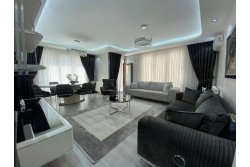 ISTANBUL HOUSE'DAN BAHÇELIEVLER İLK YUVA METROSU YAKINI 140M2 3+1