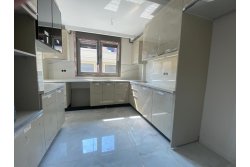 İSTANBUL HOUSE'DAN BAHÇELİEVLER'DE 5+2 SIFIR 200m2 DUBLEX