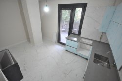 İSTANBUL HOUSE'DAN B.EVLER YAYLA CADDE'DE 2+1 100m2 BOŞ