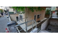 AVCILAR'DA GENÇ BİNADAN 2+1 BAHÇE KULLANIMLI GÖLE METROBÜSE 2DK